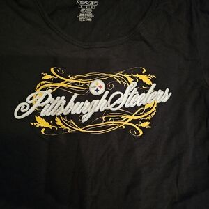 Women's Pittsburgh Steelers T-Shirt NWOT
